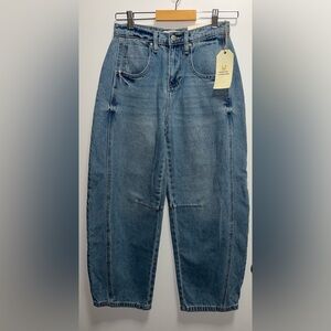NWT Austin Landing High Rise Barrel Jeans Size 1 Waist 28